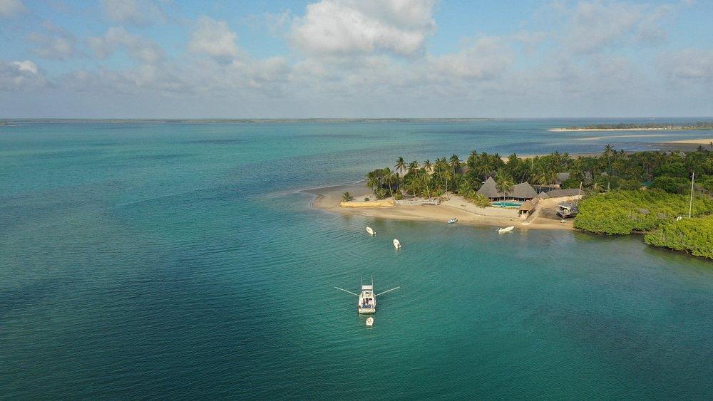 Adventure Travels Kenya Manda Bay Resort